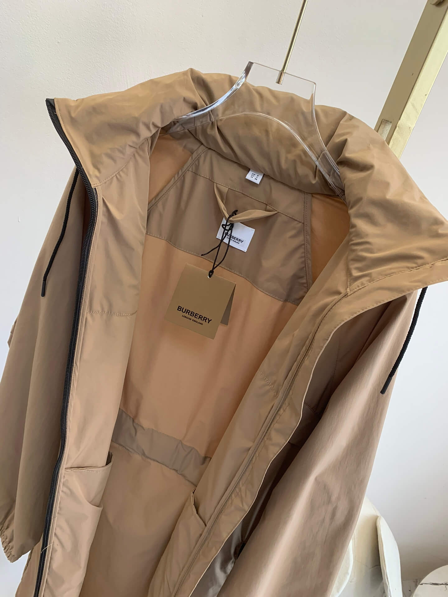 Burberry EKD-print Beige Belted Parka - Image 14