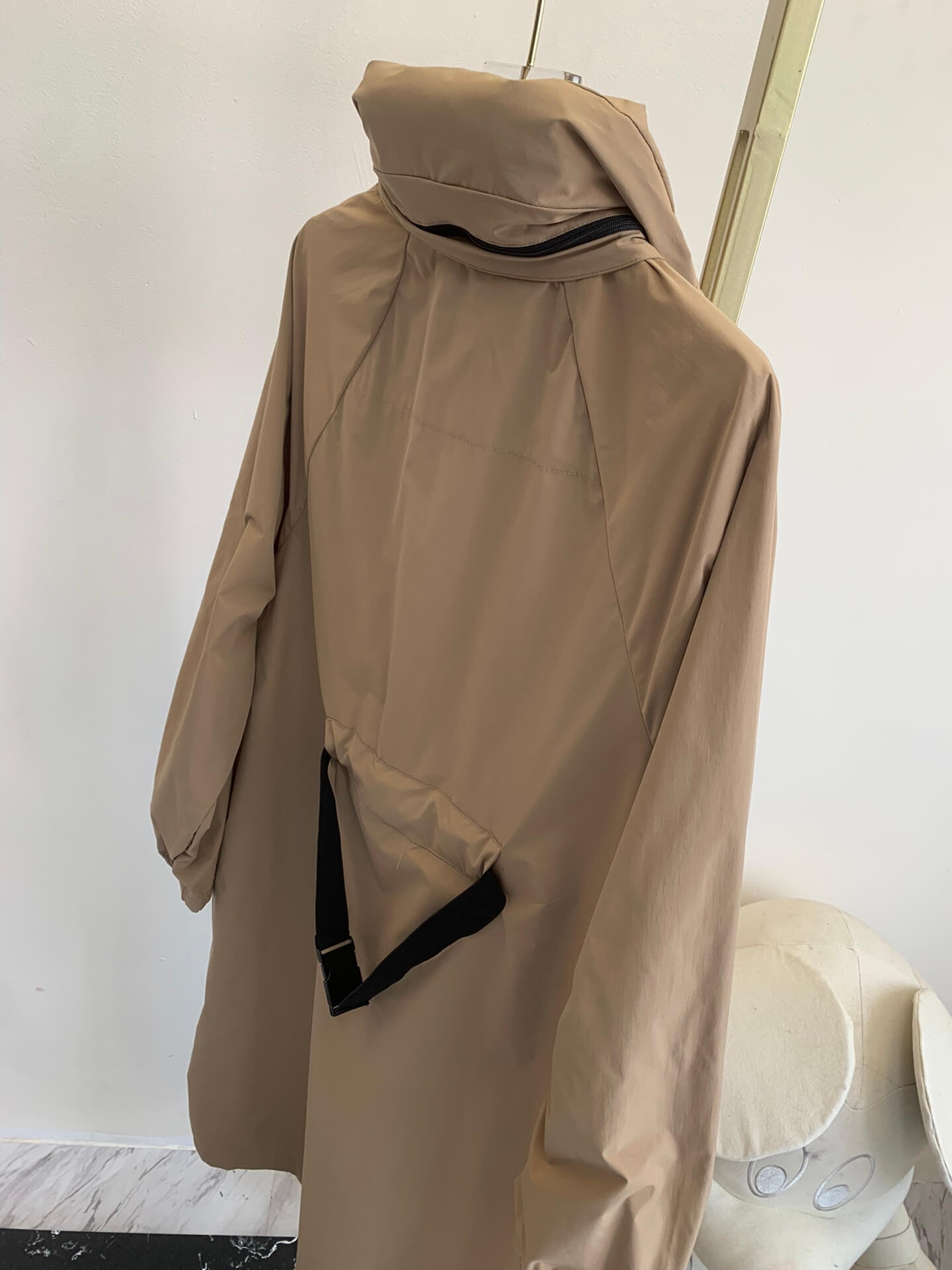 Burberry EKD-print Beige Belted Parka - Image 16