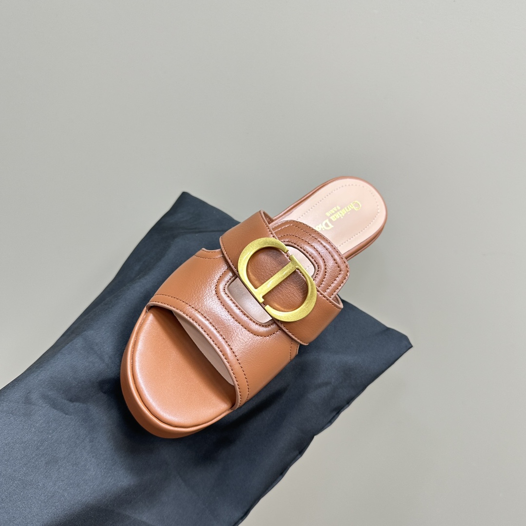 Dior 30 Montaigne Brown Calfskin with Gold CD Logo Heeled Slide - Image 8