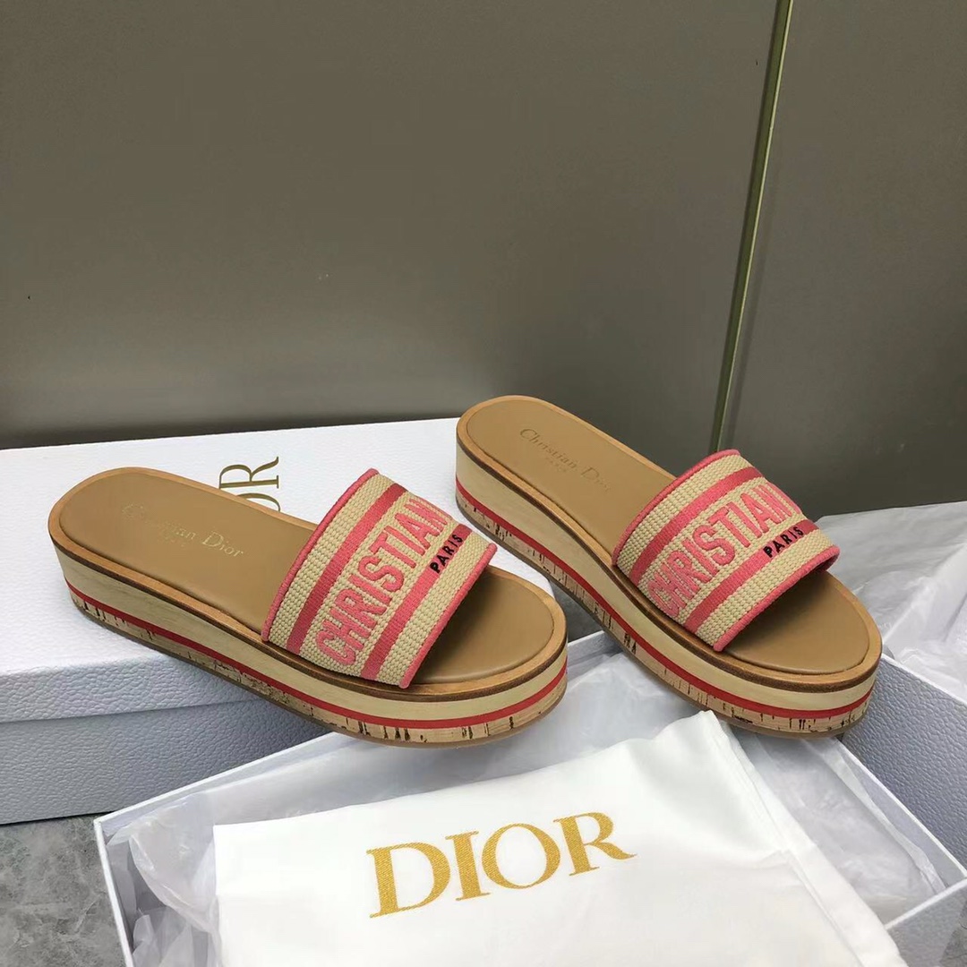 Dior D-way Platform Pink Embroidered Cotton Slide - Image 10