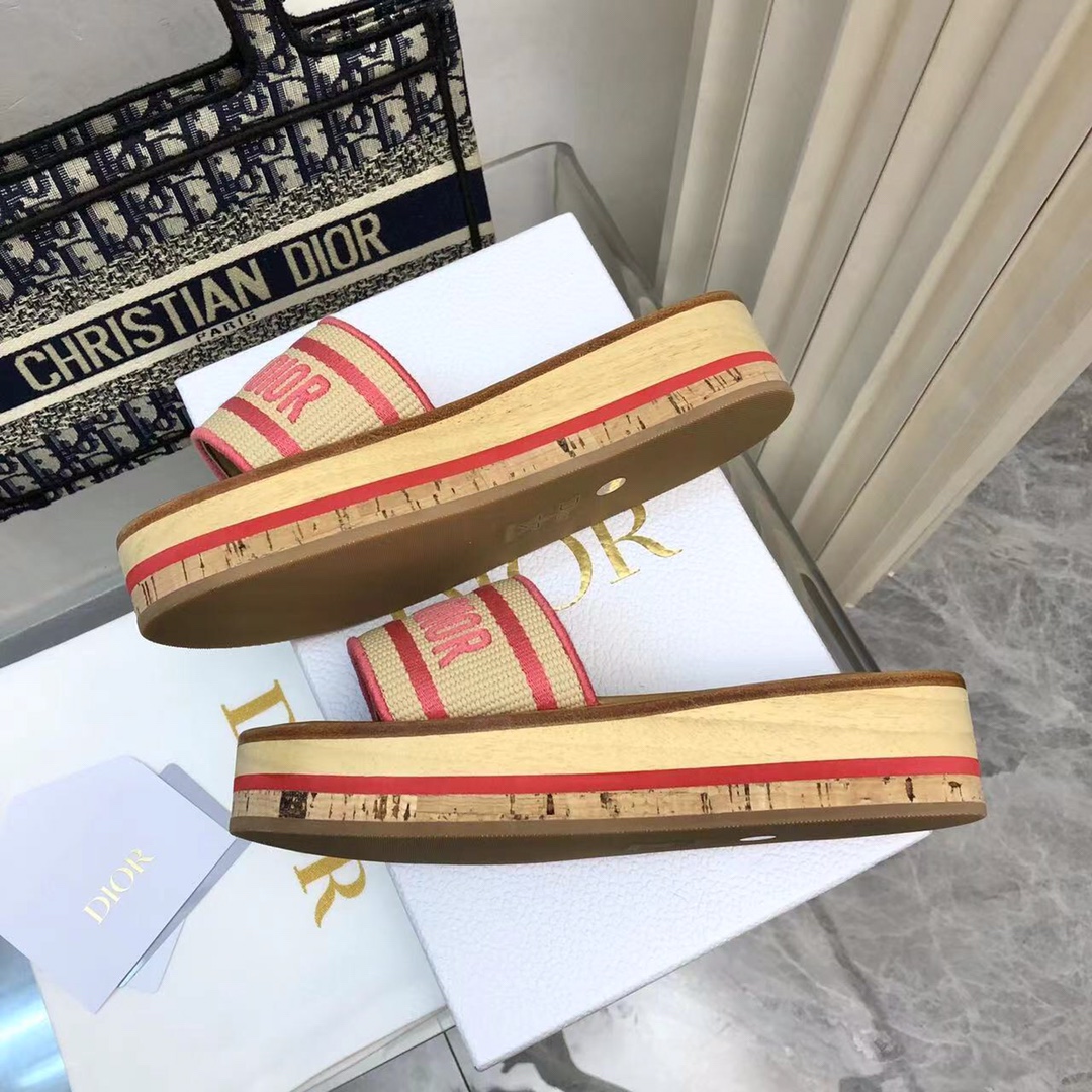 Dior D-way Platform Pink Embroidered Cotton Slide - Image 5