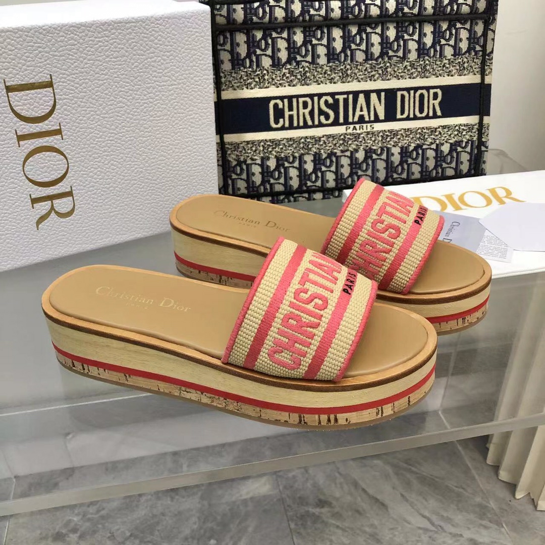 Dior D-way Platform Pink Embroidered Cotton Slide - Image 3
