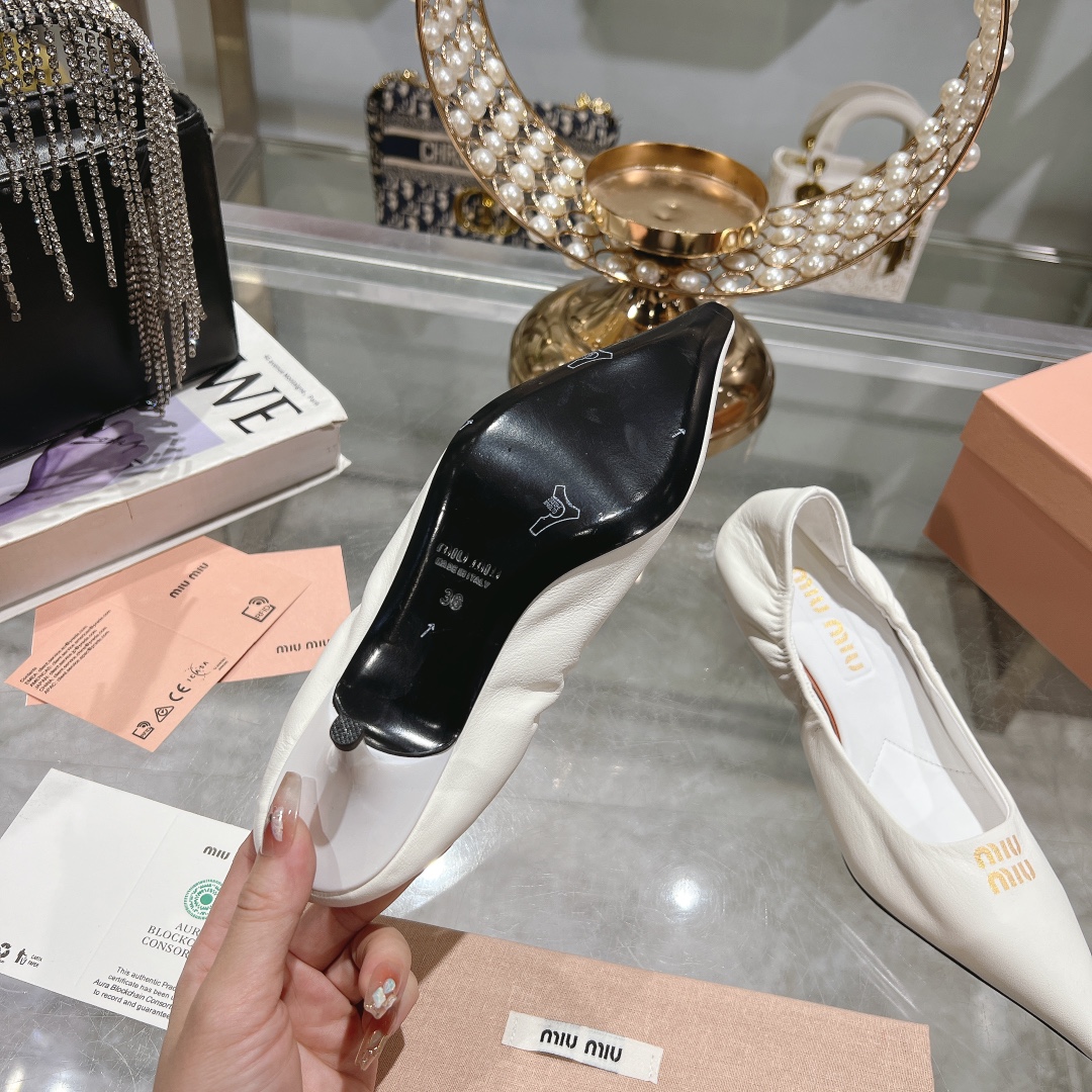 Miu Miu White Suede Pointed-Toe Kitten Heel Pumps - Image 10