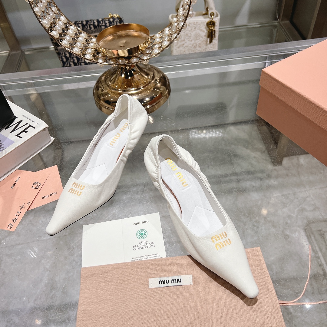 Miu Miu White Suede Pointed-Toe Kitten Heel Pumps - Image 3