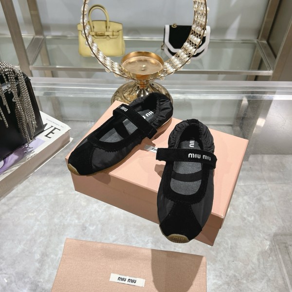 Miu Miu Women's Ballet Black Flats