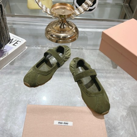Miu Miu Women's Ballet Green Flats