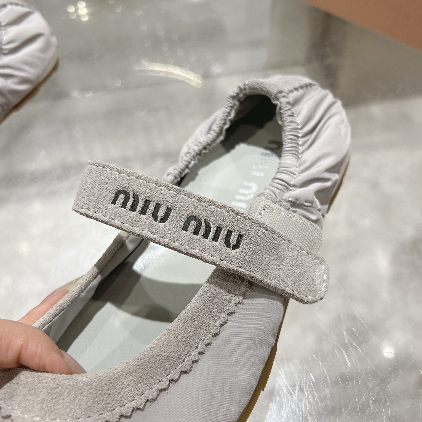 Miu Miu Women's Ballet Light Gray Flats - Image 8