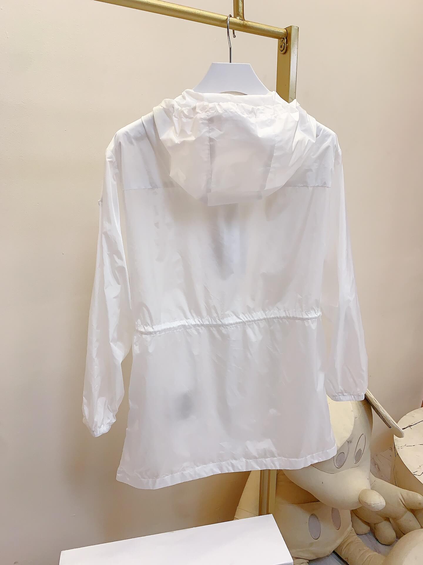 Moncler Filira Hooded Jacket White - Image 3