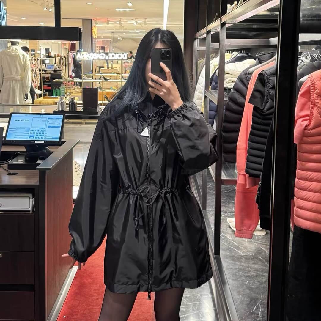 Moncler Filira Black Hooded Jacket - Image 9