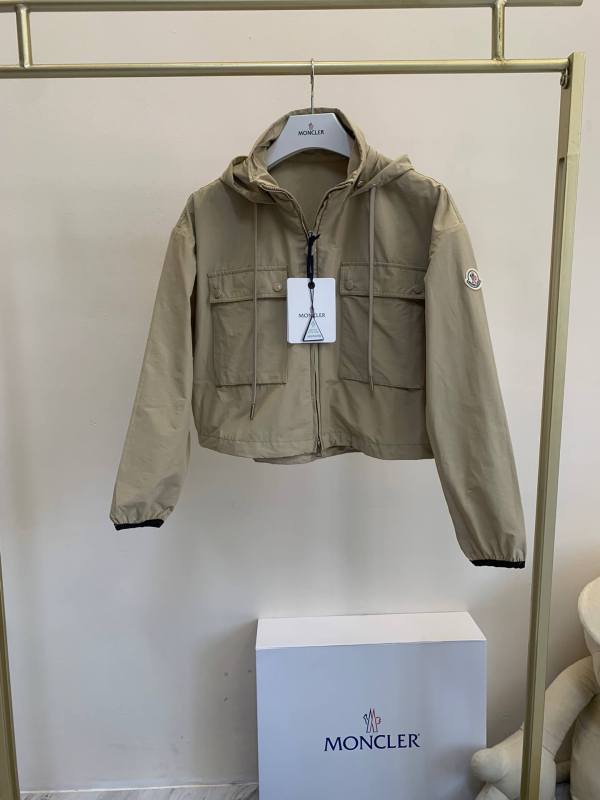 Moncler - Leda Short Beige Parka Jacket