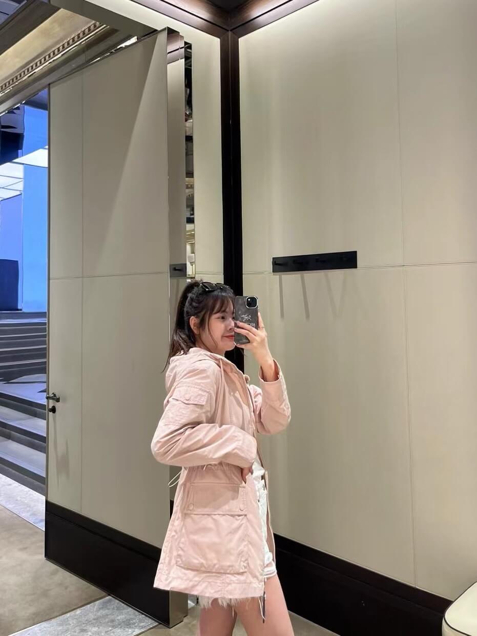 Moncler LEANDRO Pink Parka Jacket - Image 10