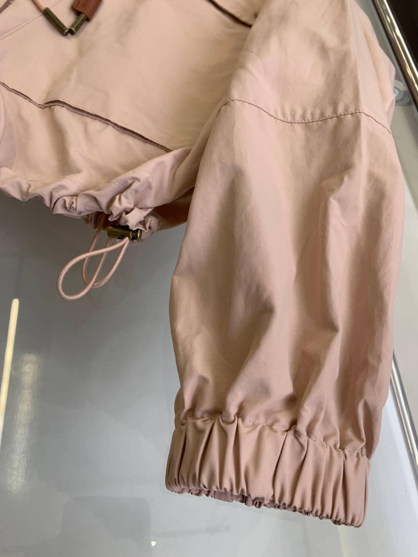 Moncler Sauvan Hooded Pink Parka Jacket - Image 4