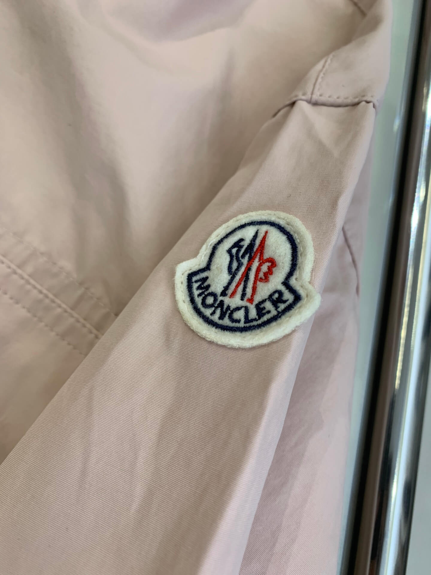 Moncler Sauvan Hooded Pink Parka Jacket - Image 3