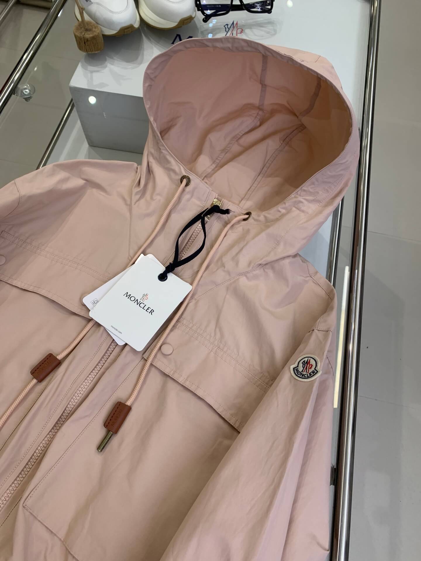 Moncler Sauvan Hooded Pink Parka Jacket - Image 2