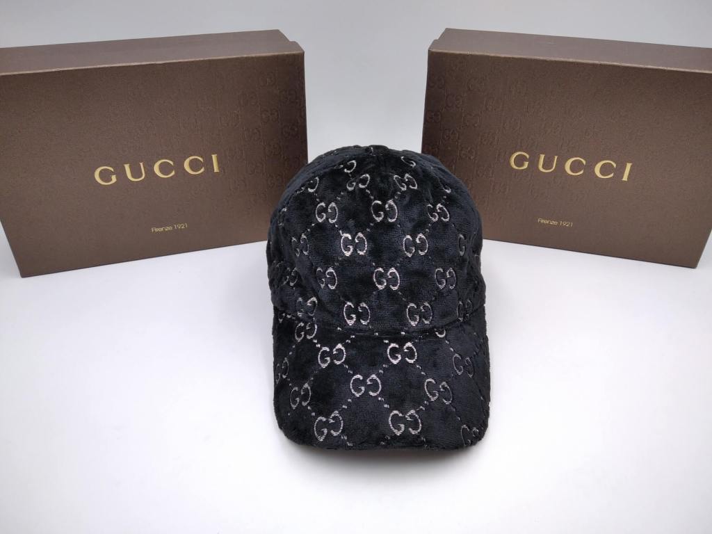 Gucci Velvet GG Pattern Cap