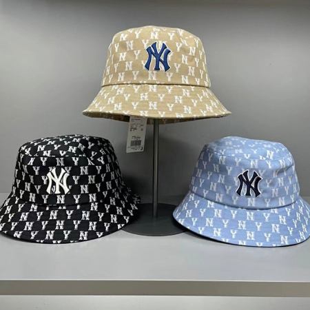 NY Yankees Monogram Bucket Hat
