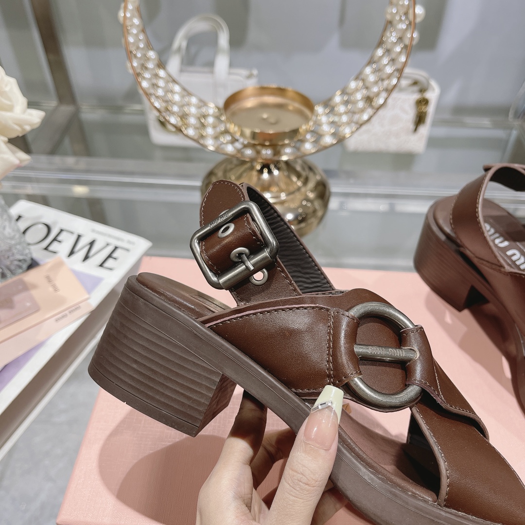 MIU MIU Brown Leather Cross-Strap Sandals - Image 9