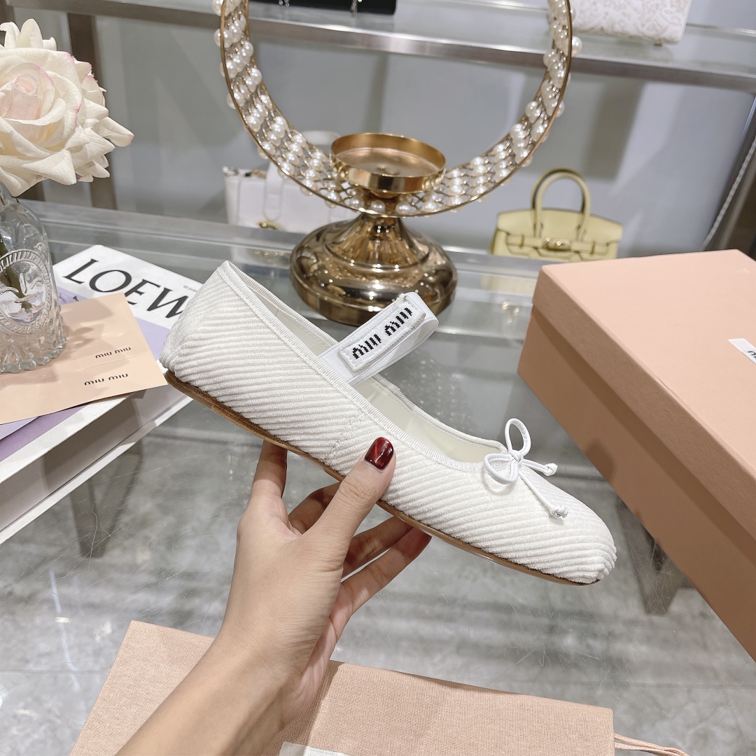 Miu Miu White Corduroy Ballet Flats - Image 4