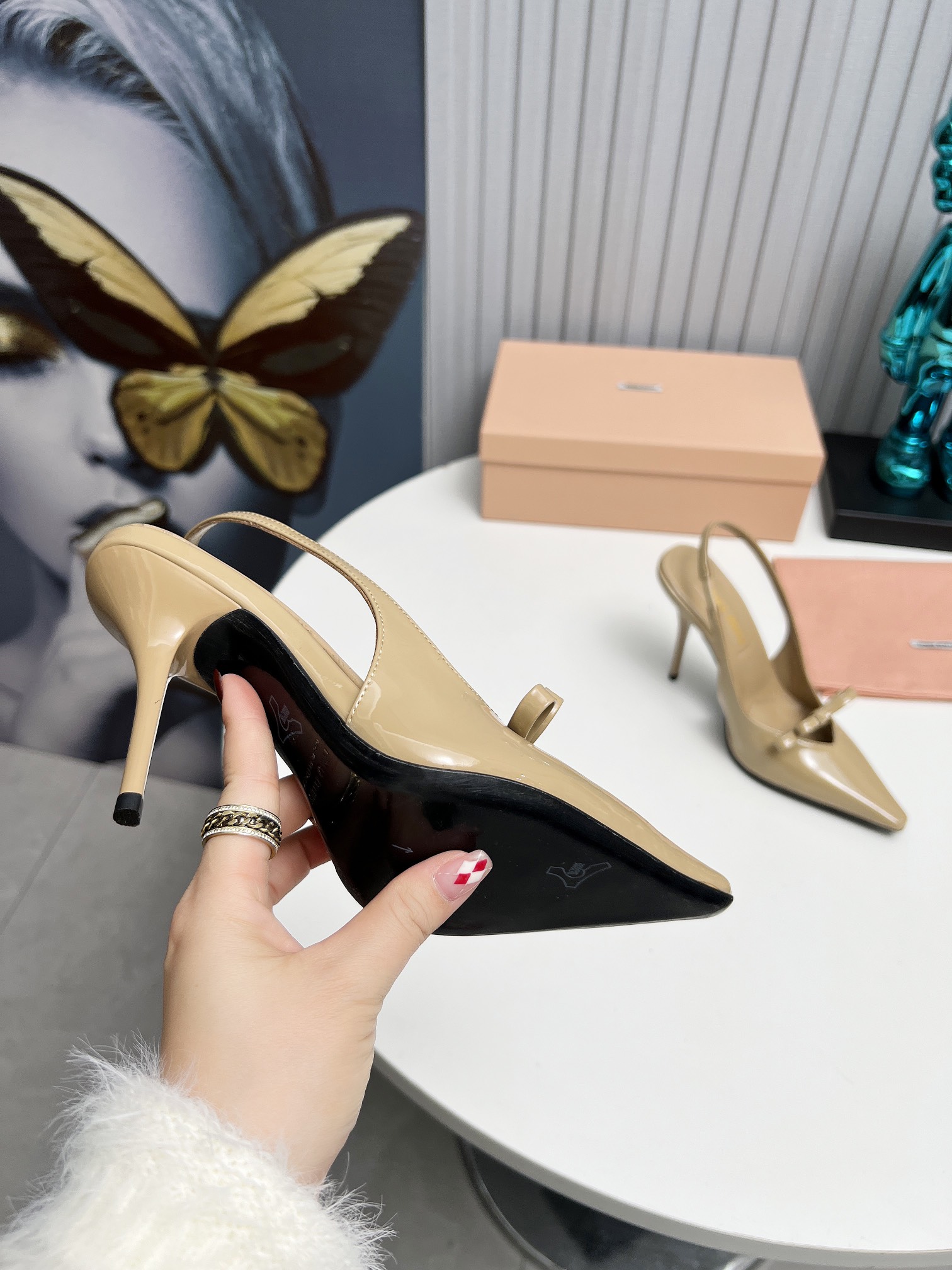 Miu Miu Beige Bow Detail Pointed-Toe Pumps - Image 9