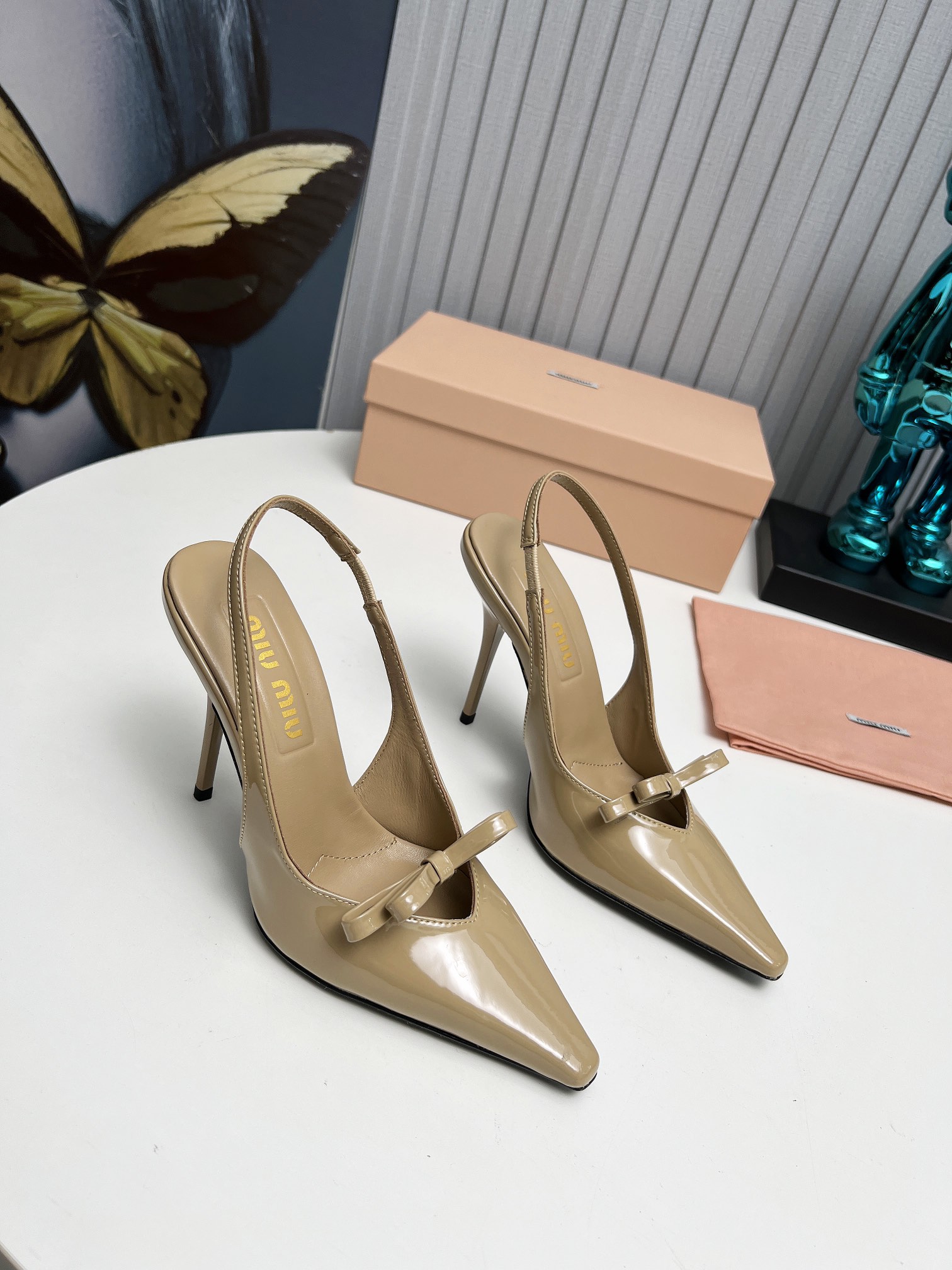 Miu Miu Beige Bow Detail Pointed-Toe Pumps