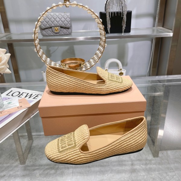 MIU MIU Beige Raffia-Effect Logo Flats