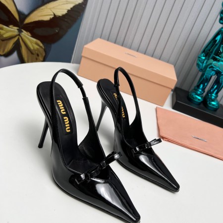 Miu Miu Black Bow Detail Pointed-Toe Pumps