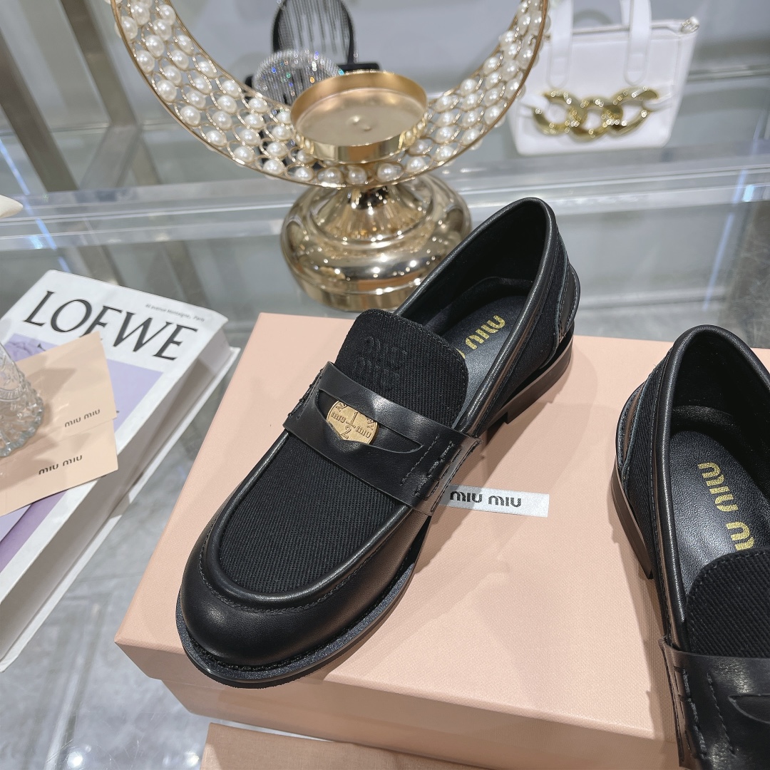 Miu Miu Black Leather and Knit Loafers - Image 9