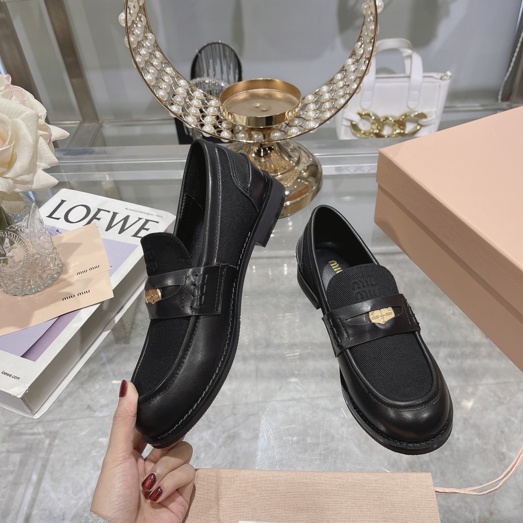 Miu Miu Black Leather and Knit Loafers - Image 3