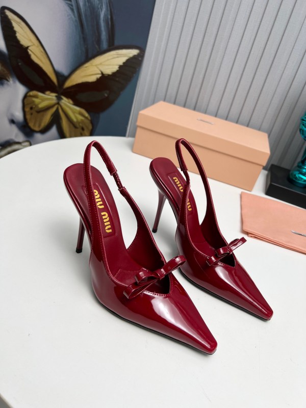 Miu Miu Crimson Bow Detail Pointed-Toe Pumps
