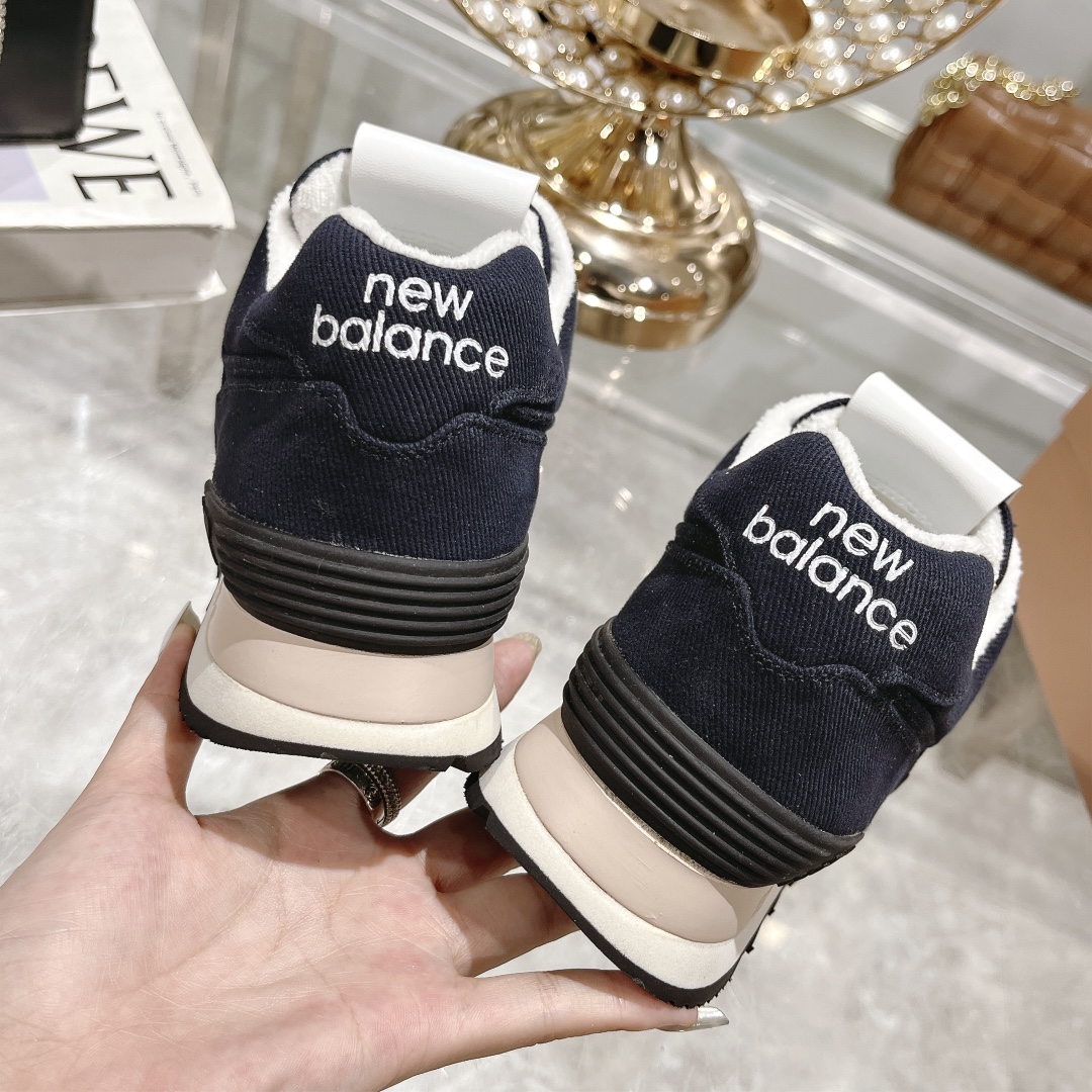 MIU MIU x New Balance 530 SL Model Navy Blue Sneakers - Image 7