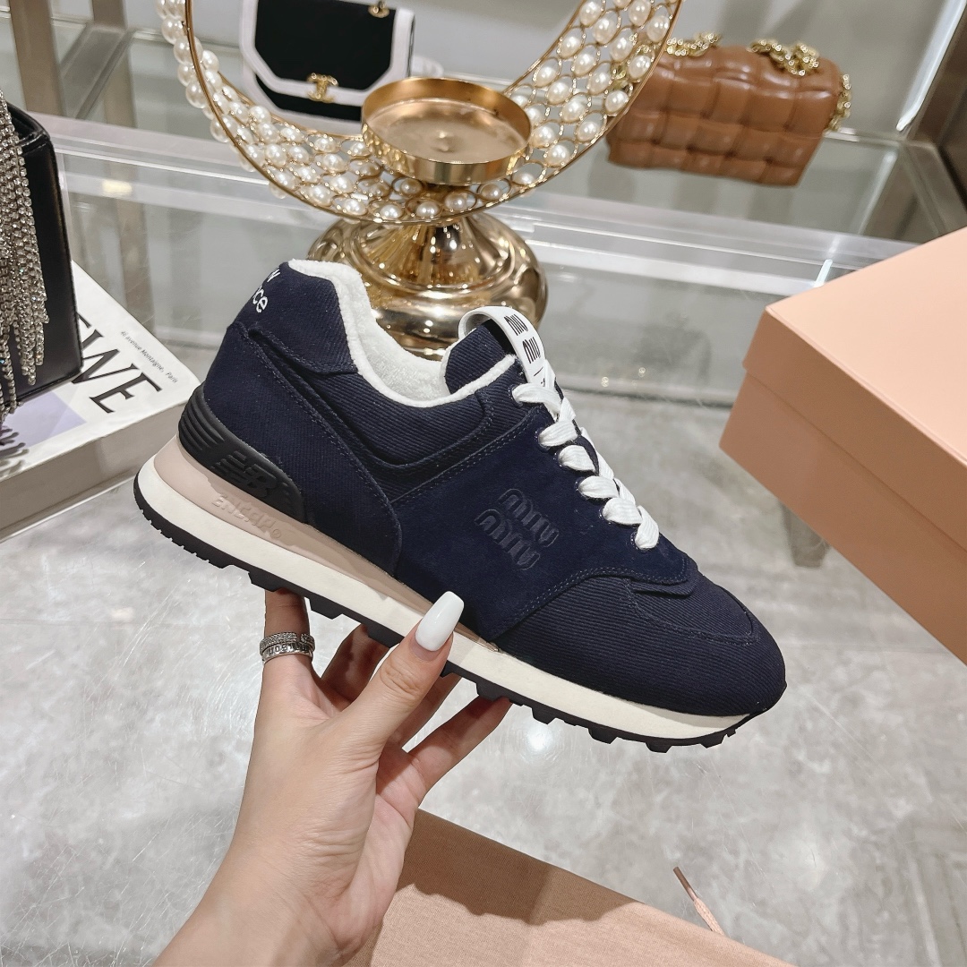 MIU MIU x New Balance 530 SL Model Navy Blue Sneakers - Image 6