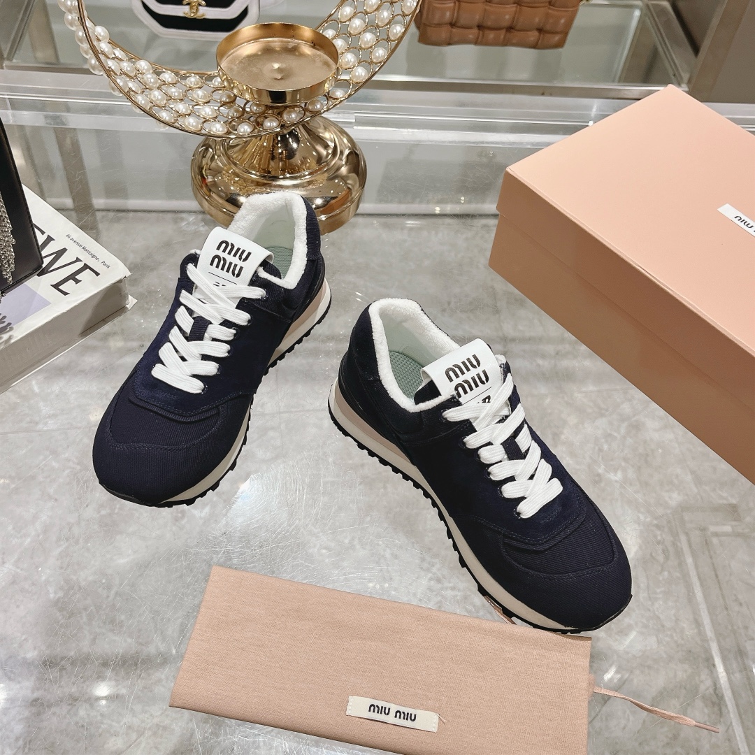 MIU MIU x New Balance 530 SL Model Navy Blue Sneakers - Image 3
