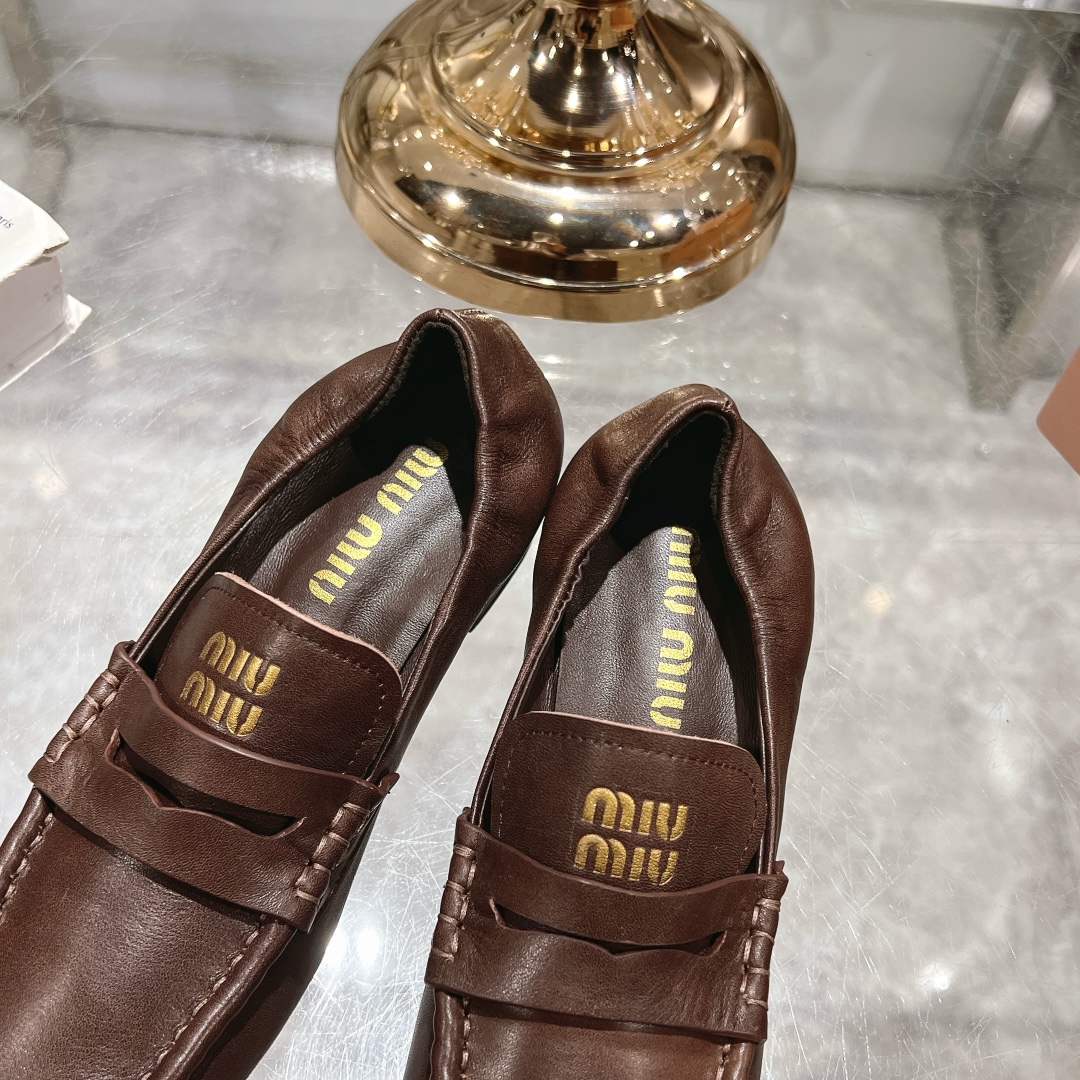 Miu Miu Women's Brown Square Toe Heeled Loafers - Image 7