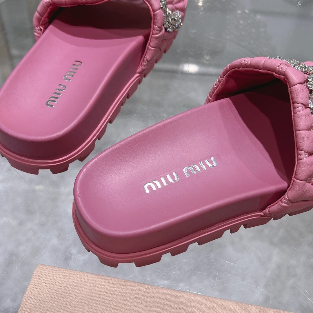 Miu Miu Pink Crystal-Embellished Quilted Slides - Image 8