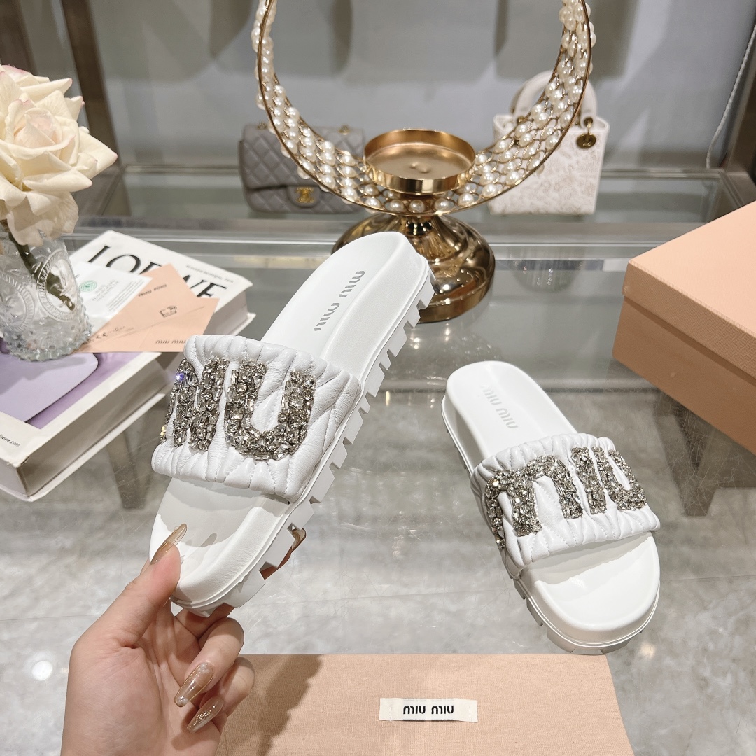 Miu Miu White Crystal-Embellished Quilted Slides - Image 3