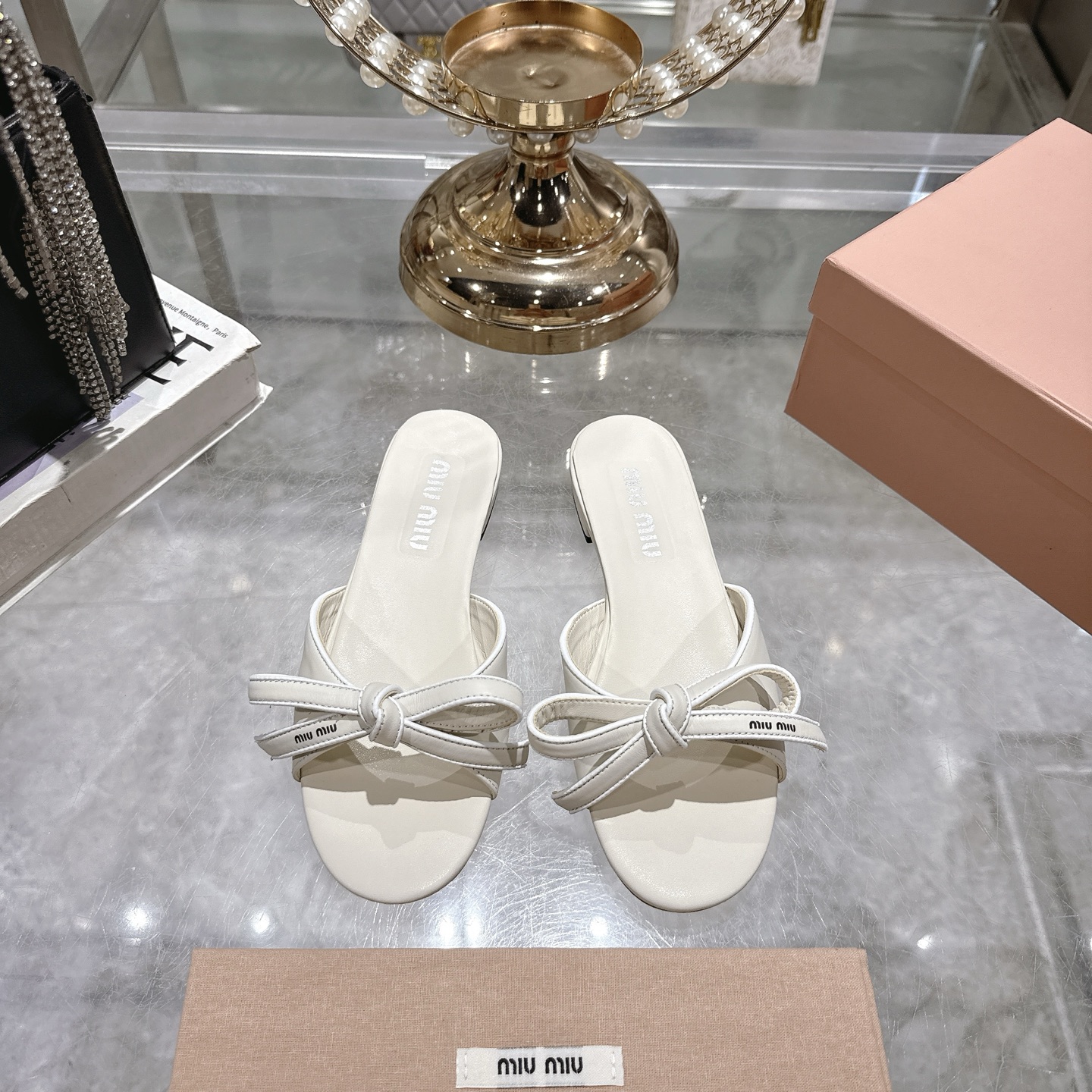 Miu Miu White Leather Bow Mules - Image 4