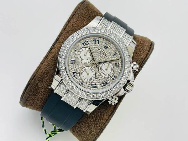 Rolex Cosmograph Daytona Diamond-Paved Dial