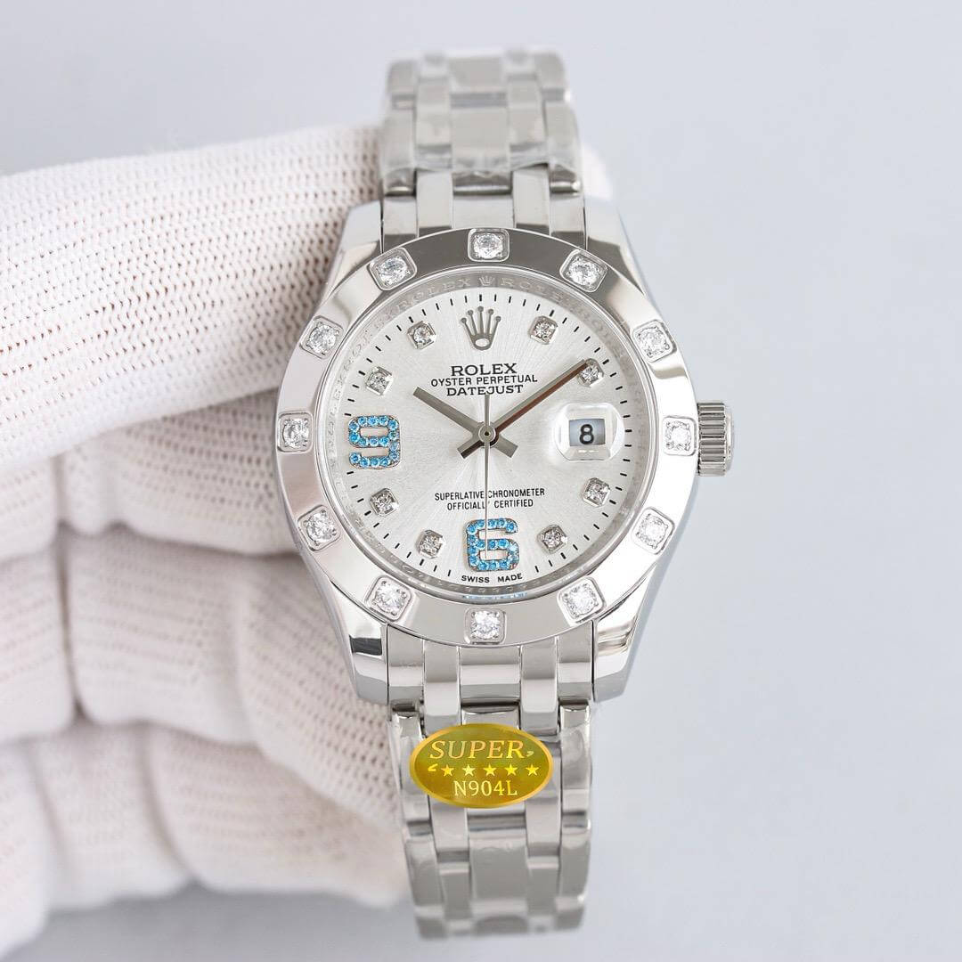 Rolex Oyster Perpetual Datejust 31mm – Silver Dial with Diamond Markers - Image 3