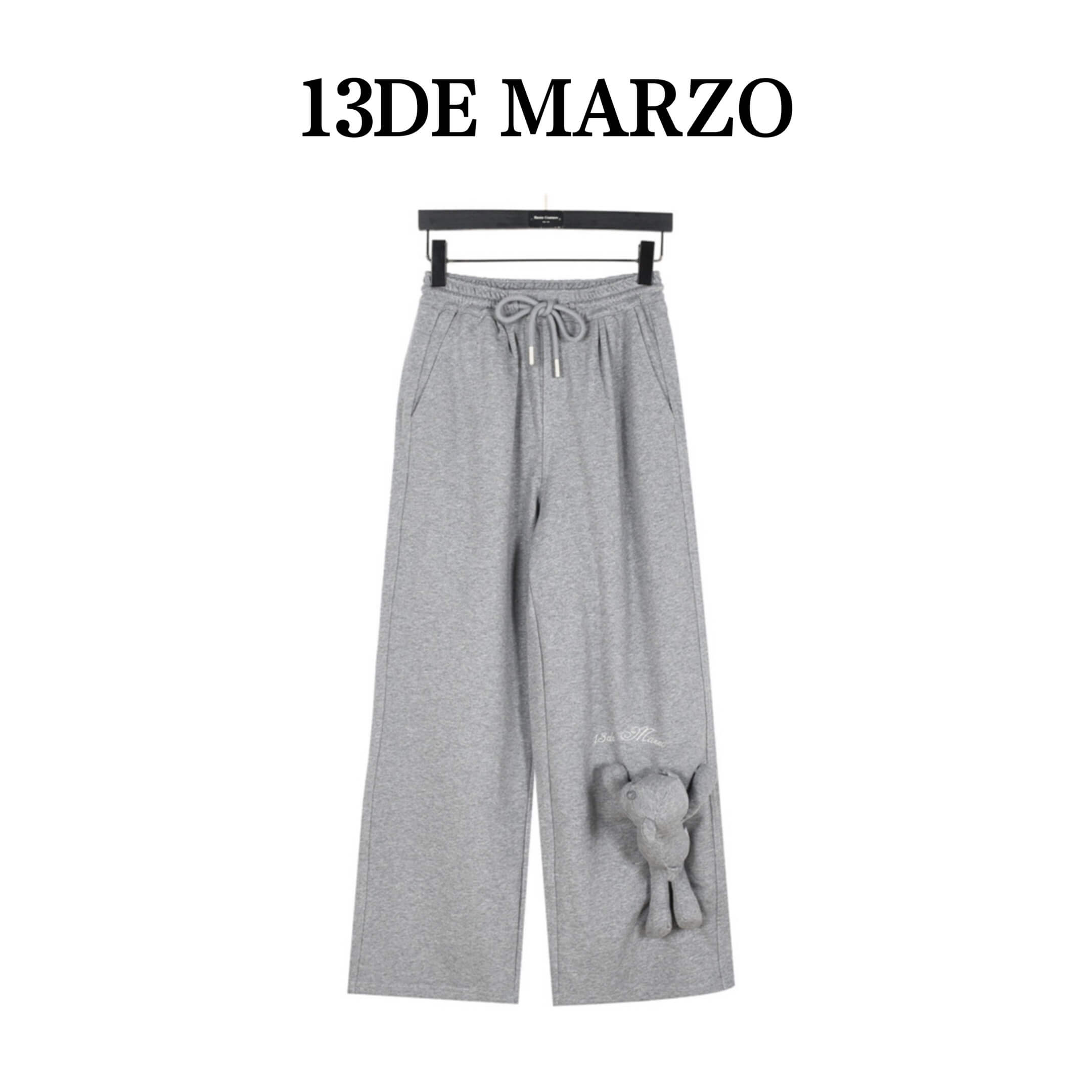 13DE MARZO Star Sand Grey Sweatpants