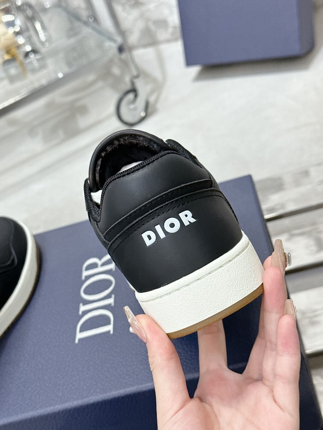 Christian Dior B27 Low-top Gum White / Black Leather - Image 8