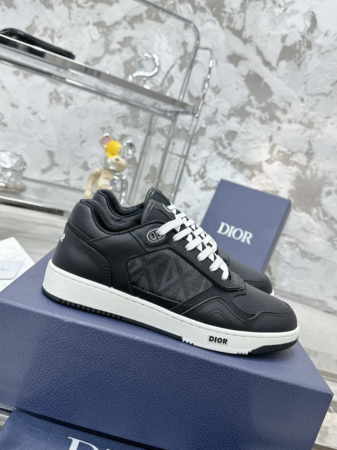 Christian Dior B27 Low-top White / Black Leather