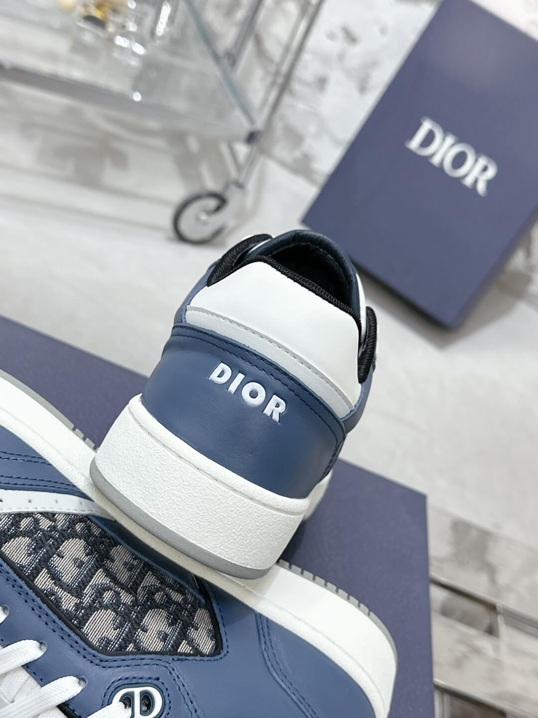 Christian Dior B27 Low-top White / Navy Blue Leather - Image 8