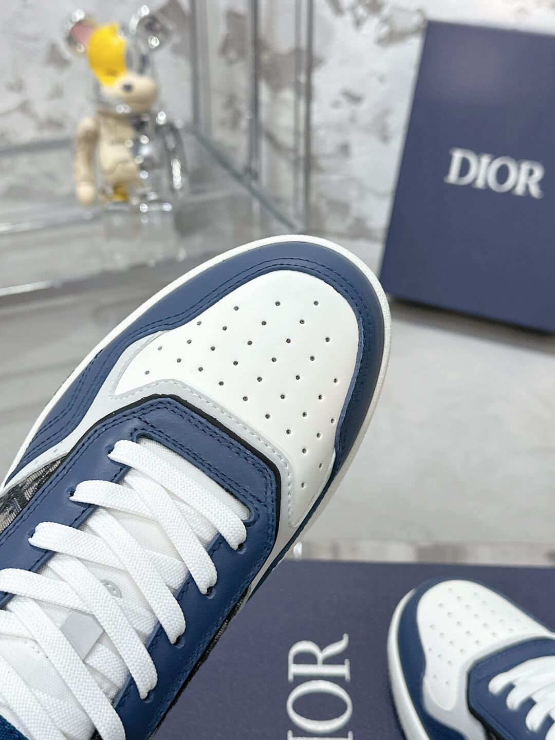 Christian Dior B27 Low-top White / Navy Blue Leather - Image 9