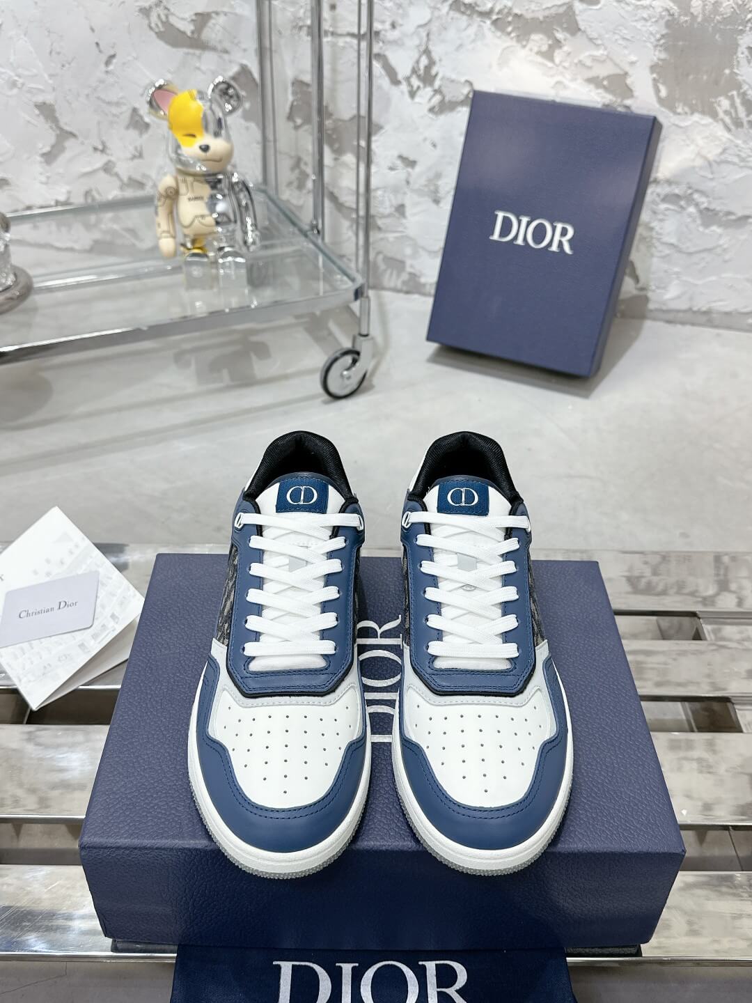 Christian Dior B27 Low-top White / Navy Blue Leather - Image 4