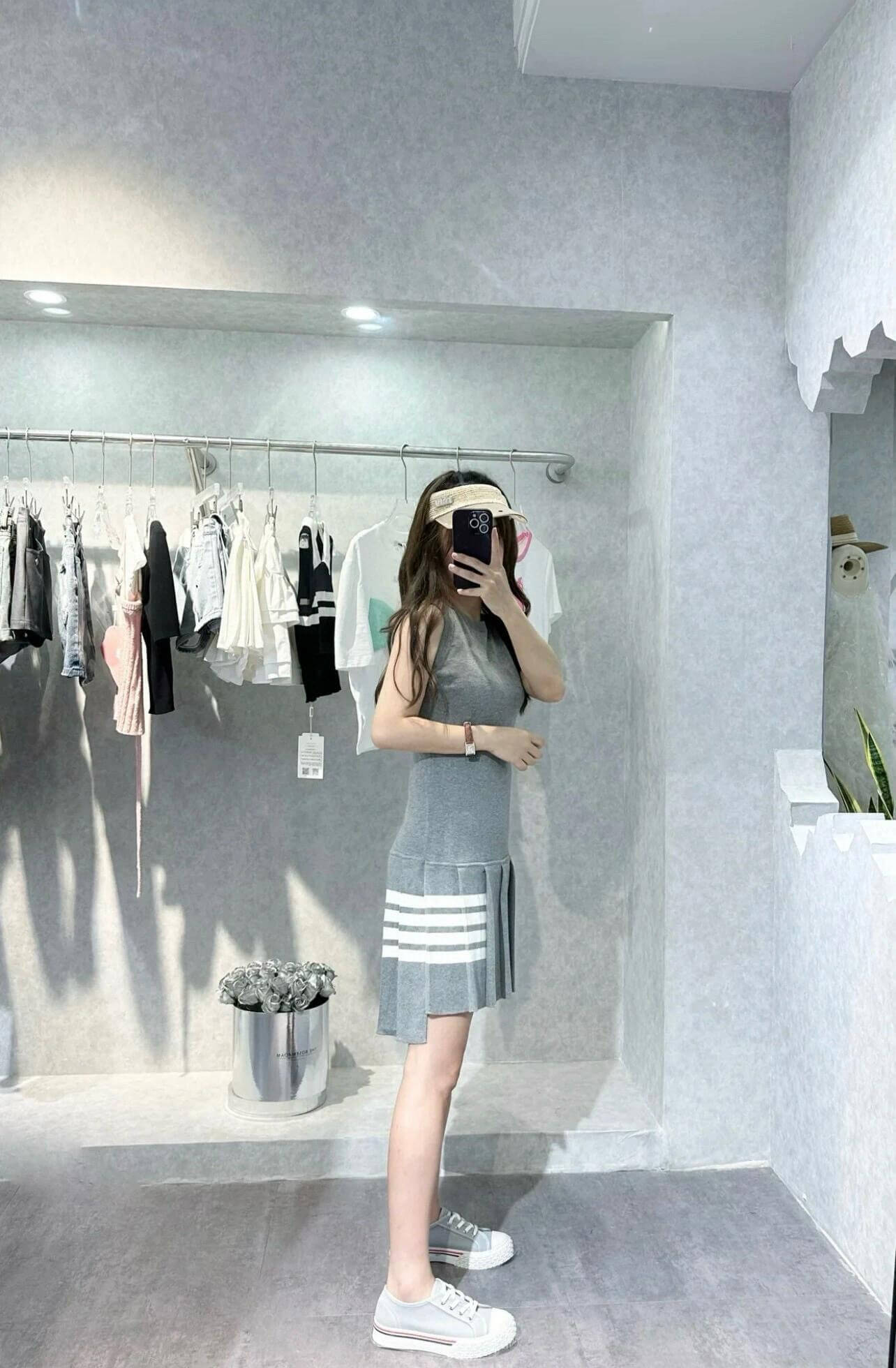 Thom Browne Women's Mini Sleeveless Pleated Grey Dress - Image 5