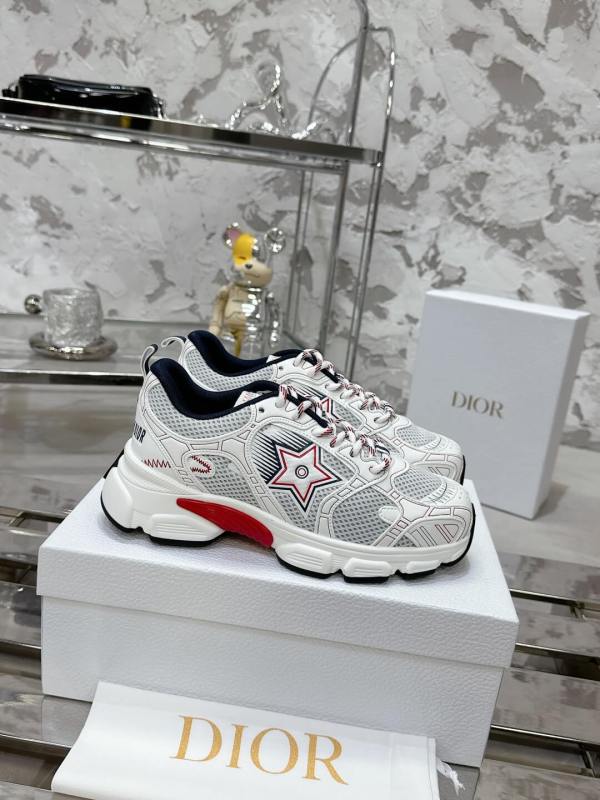 WOMENS CD CHRONO TRAINERS - BOLD STAR-ACCENTED