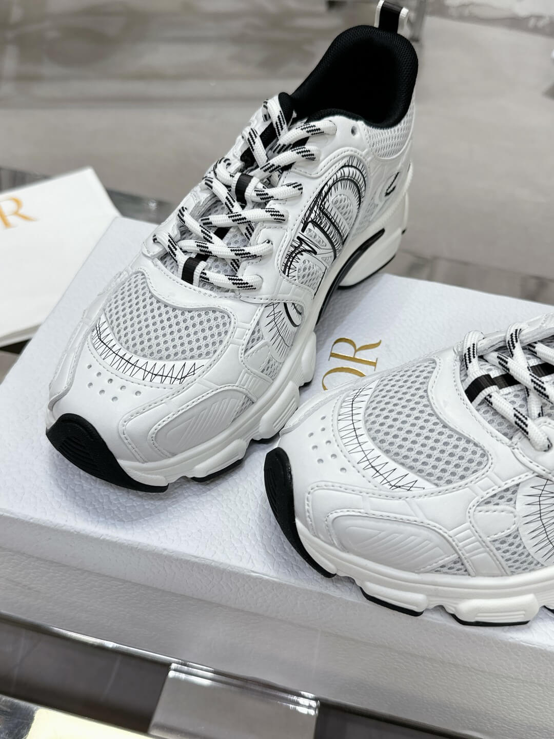 WOMENS DIOR CHRONO TRAINERS - WHITE - Image 7