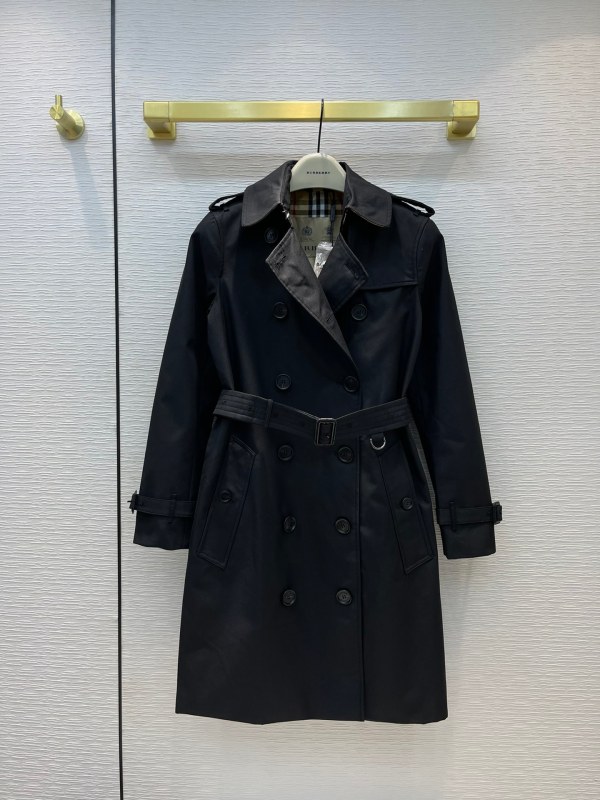Burberry Black Mid-Length Kensington Heritage Trench Coat