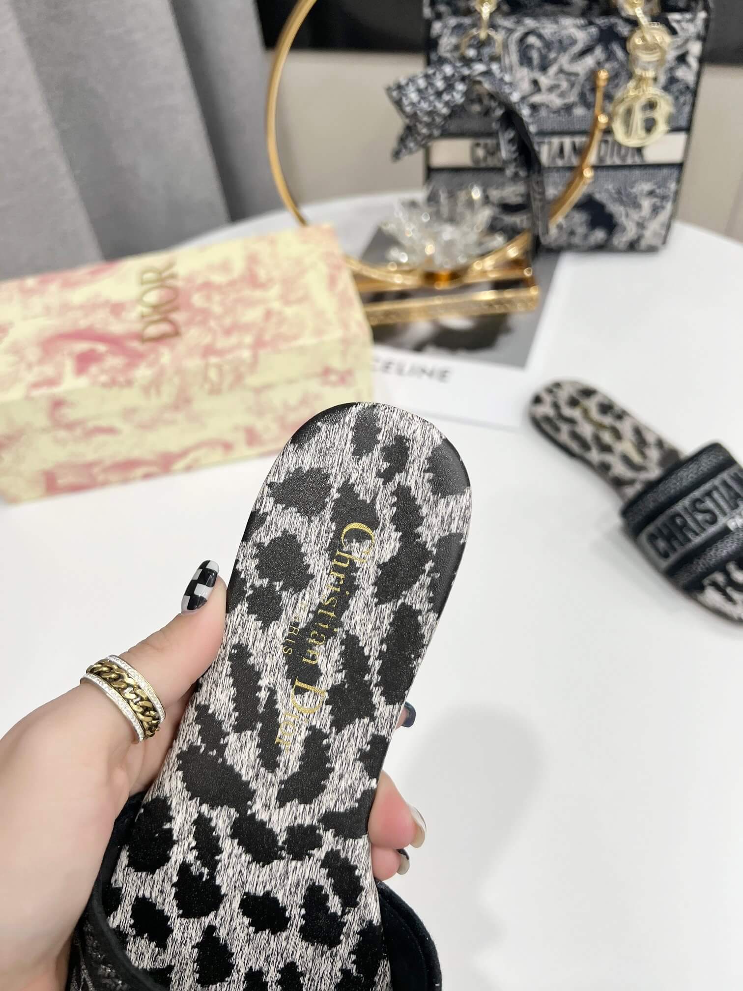 Christian Dior Bandana Dway Slides Leopard print pattern - Image 8
