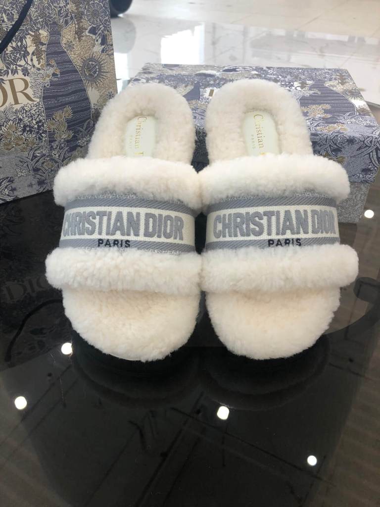 Christian Dior Dway Off-White Grey Shearling Fur Logo Chunky Slide